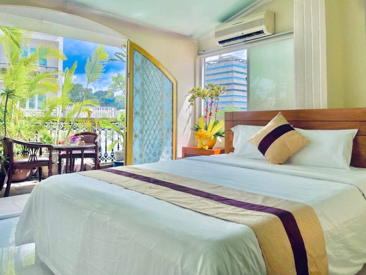 Suites in Hai Nam boutique hotel