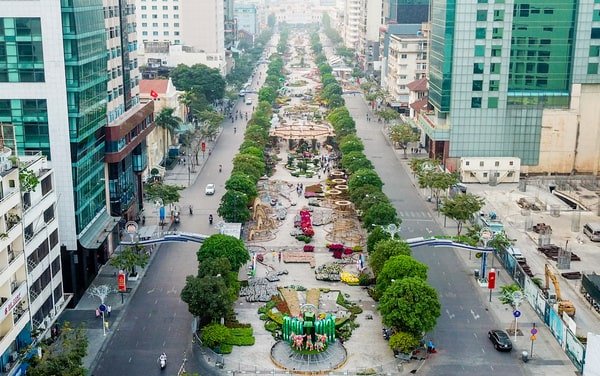 Nguyen Hue Walking Street​
